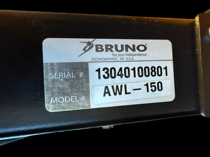 Bruno AWL-150 Effortless Vehicle Lift - Image 2